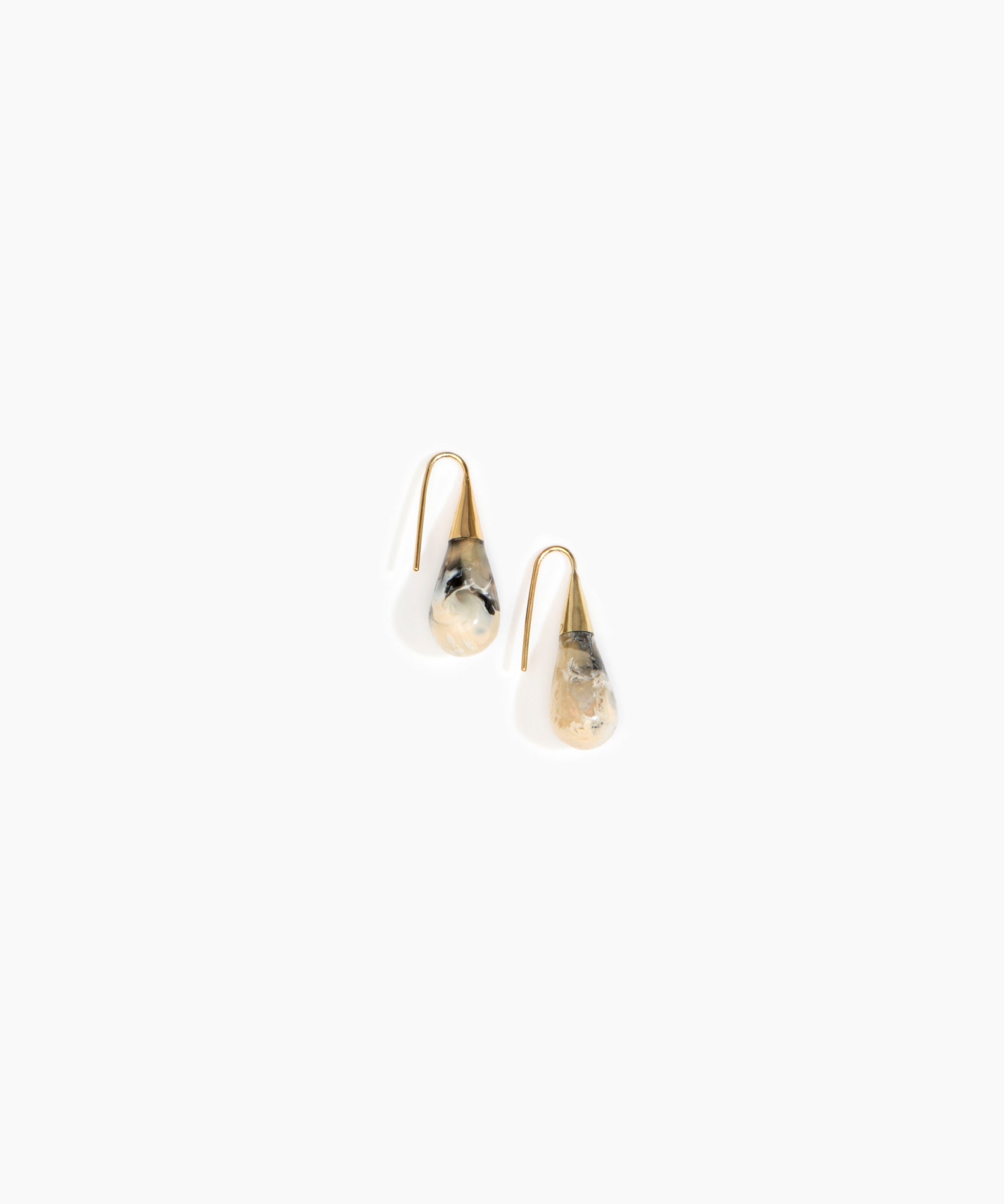Dinosaur Designs Small Dew Drop Earrings in Sandy Pearl Colour resin