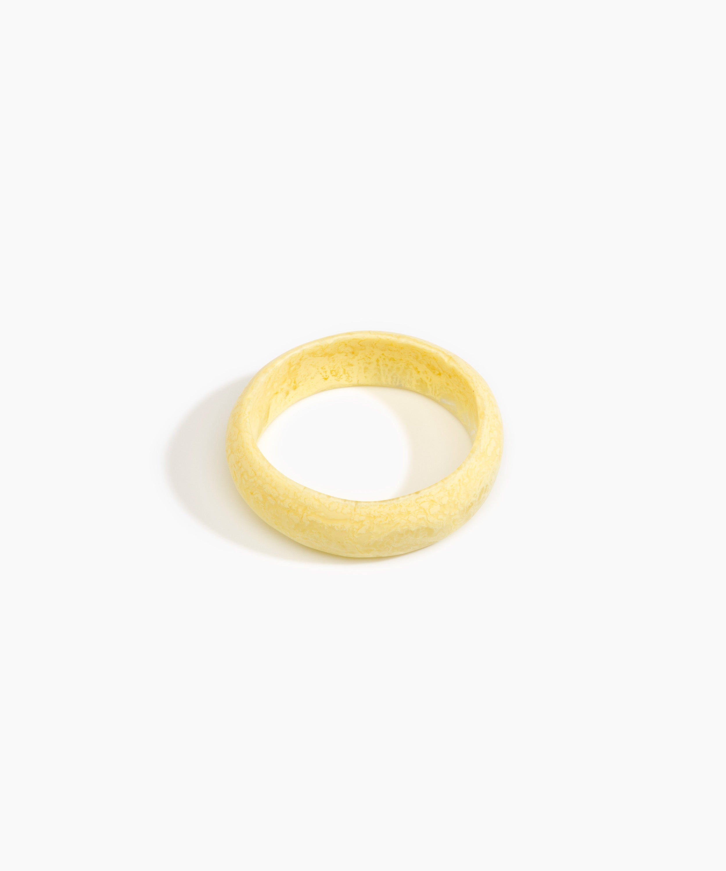 Dinosaur Designs Medium Organic Oval Bangle in Lemon Colour resin with Wide Fit