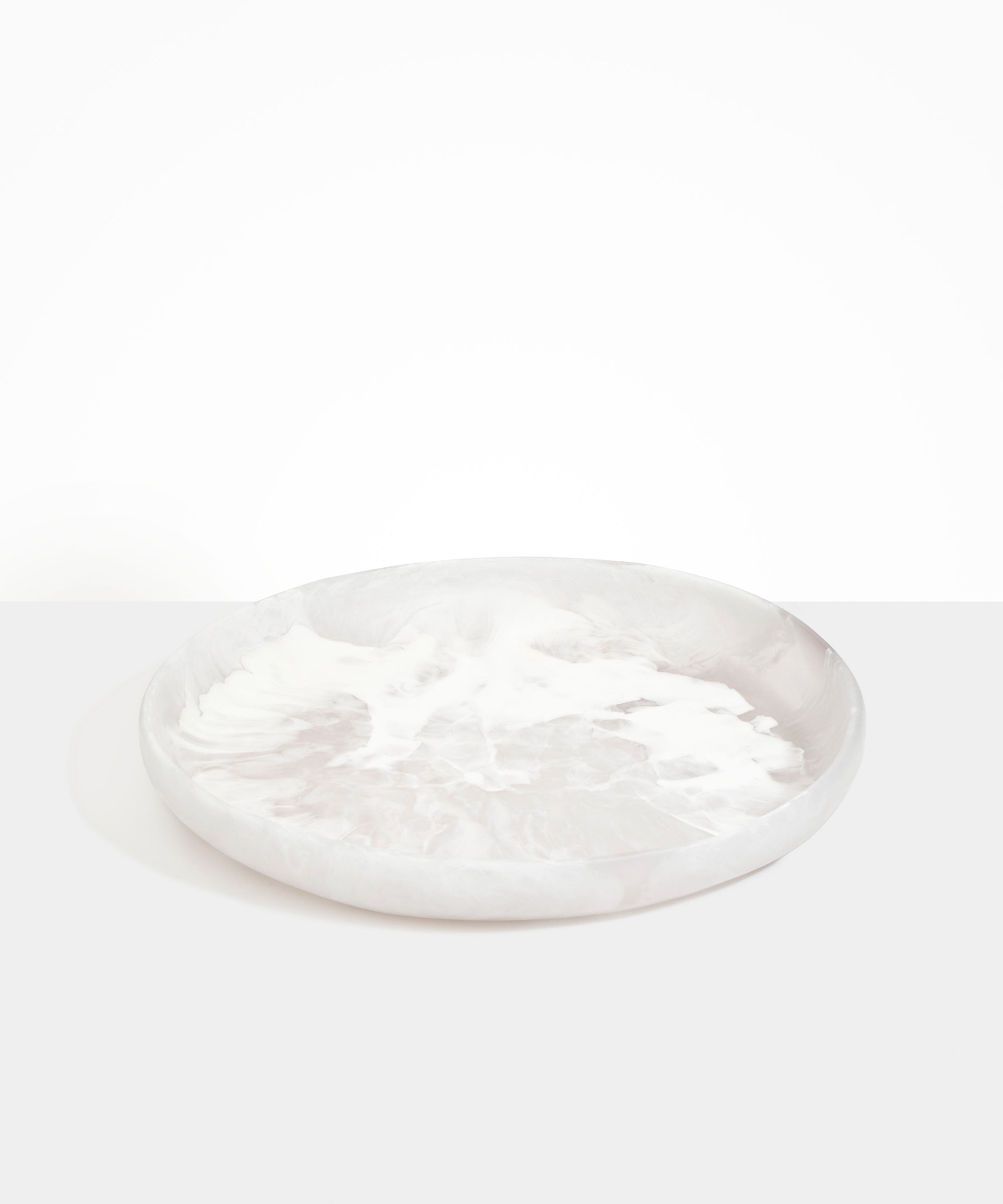 Dinosaur Designs Grand Earth Bowl in Snow Swirl Colour resin