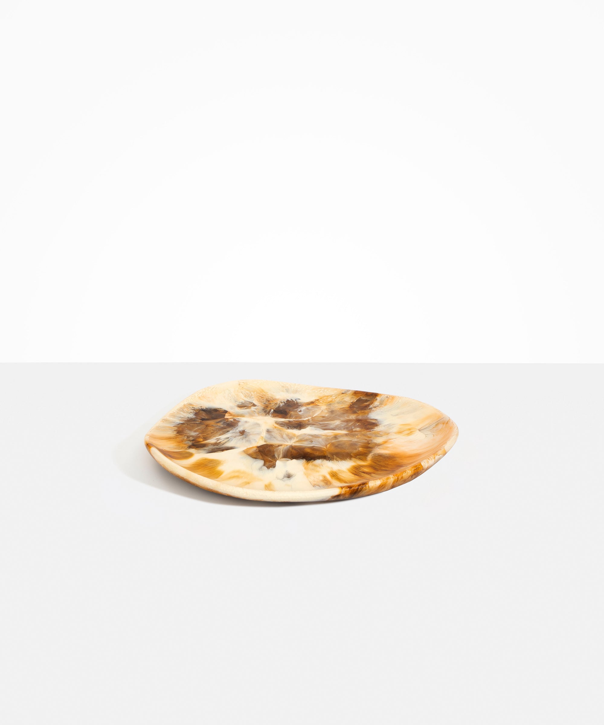 Dinosaur Designs Pebble Plate in Light Horn Colour resin
