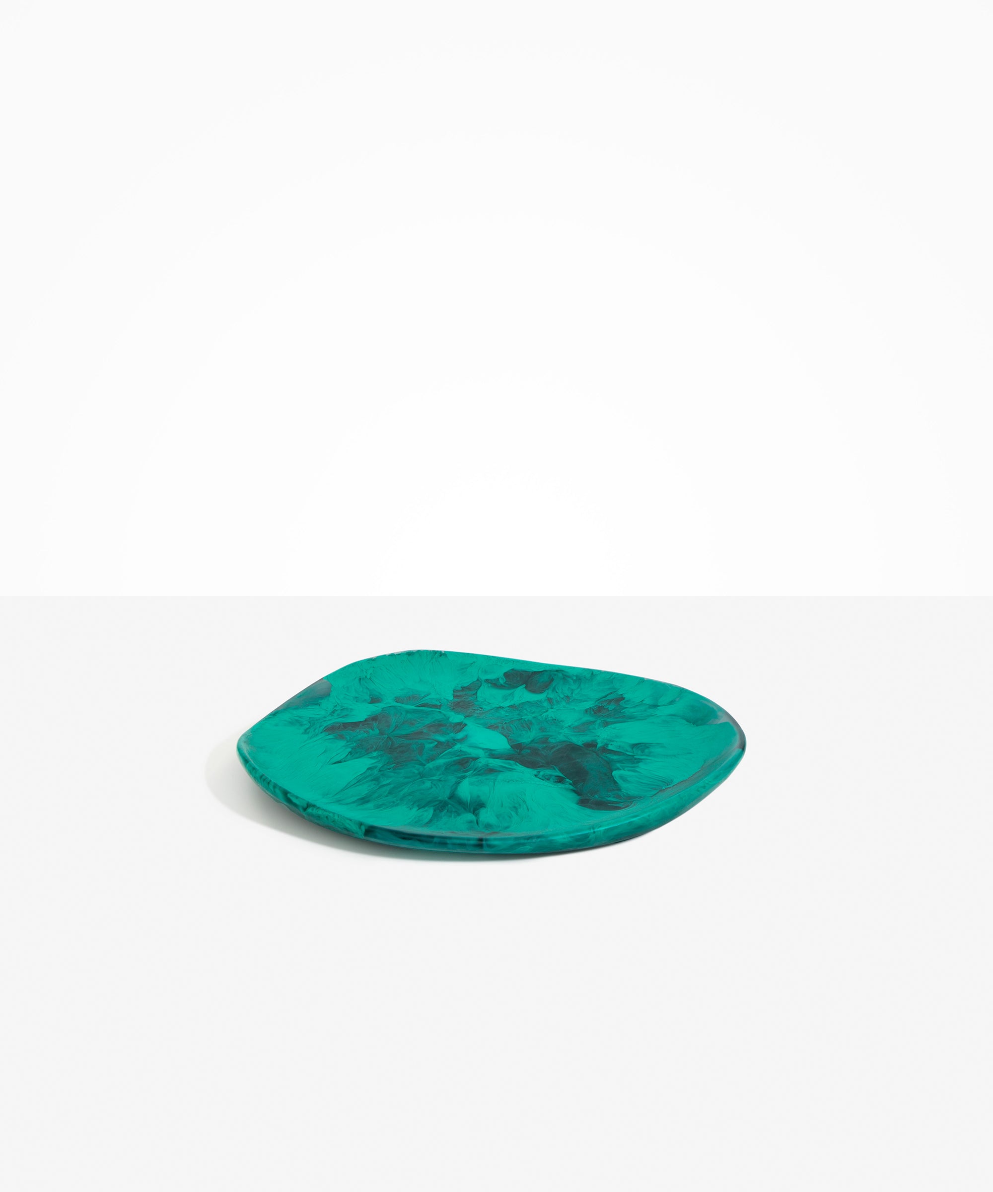 Dinosaur Designs Pebble Plate in Mineral Swirl Colour resin