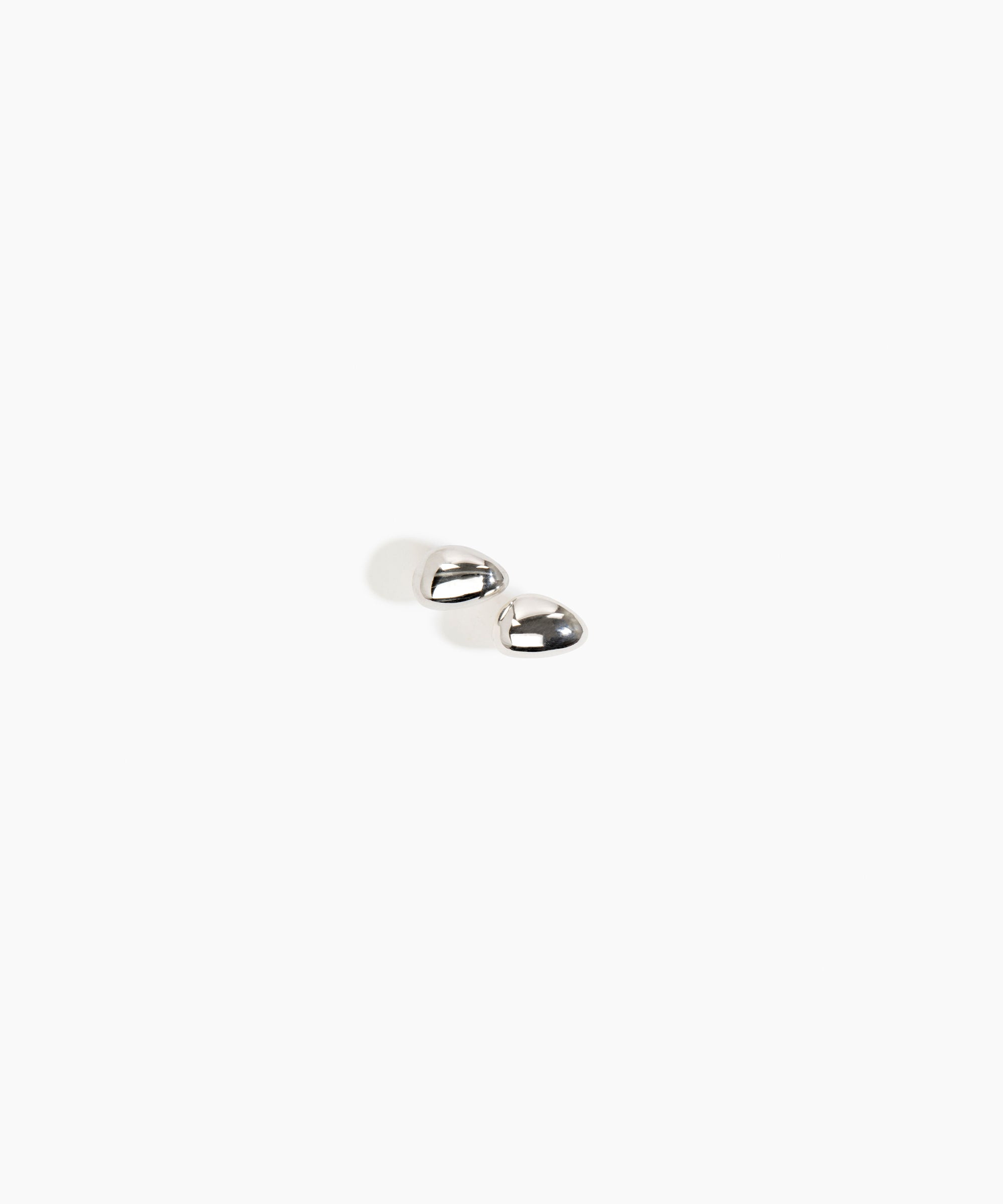 Dinosaur Designs ERDDERT SIL S Earth Stud Earrings SILVER
