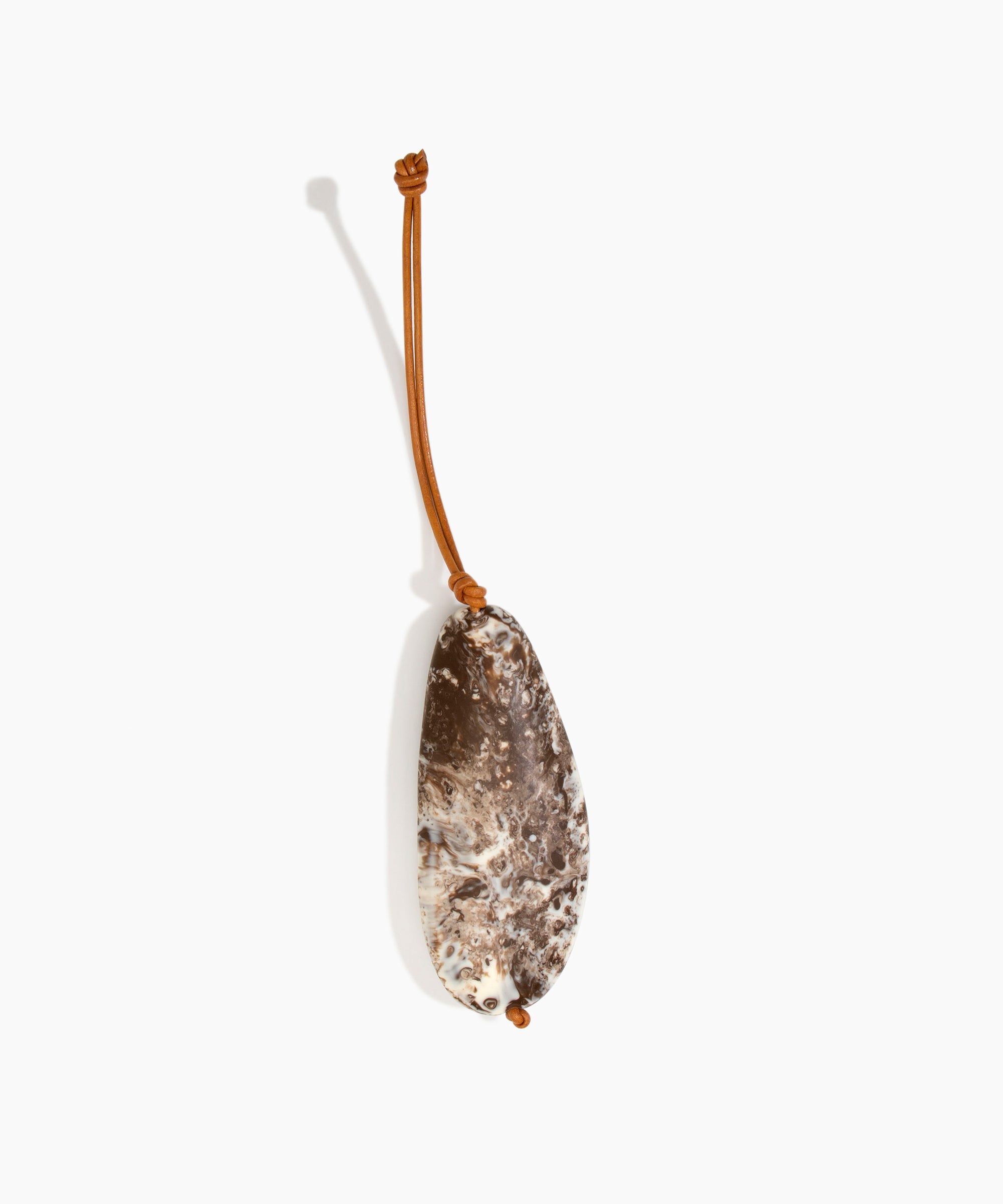 Dinosaur Designs KEYORGPEB Pebble Keyring CAPPUCCINO..