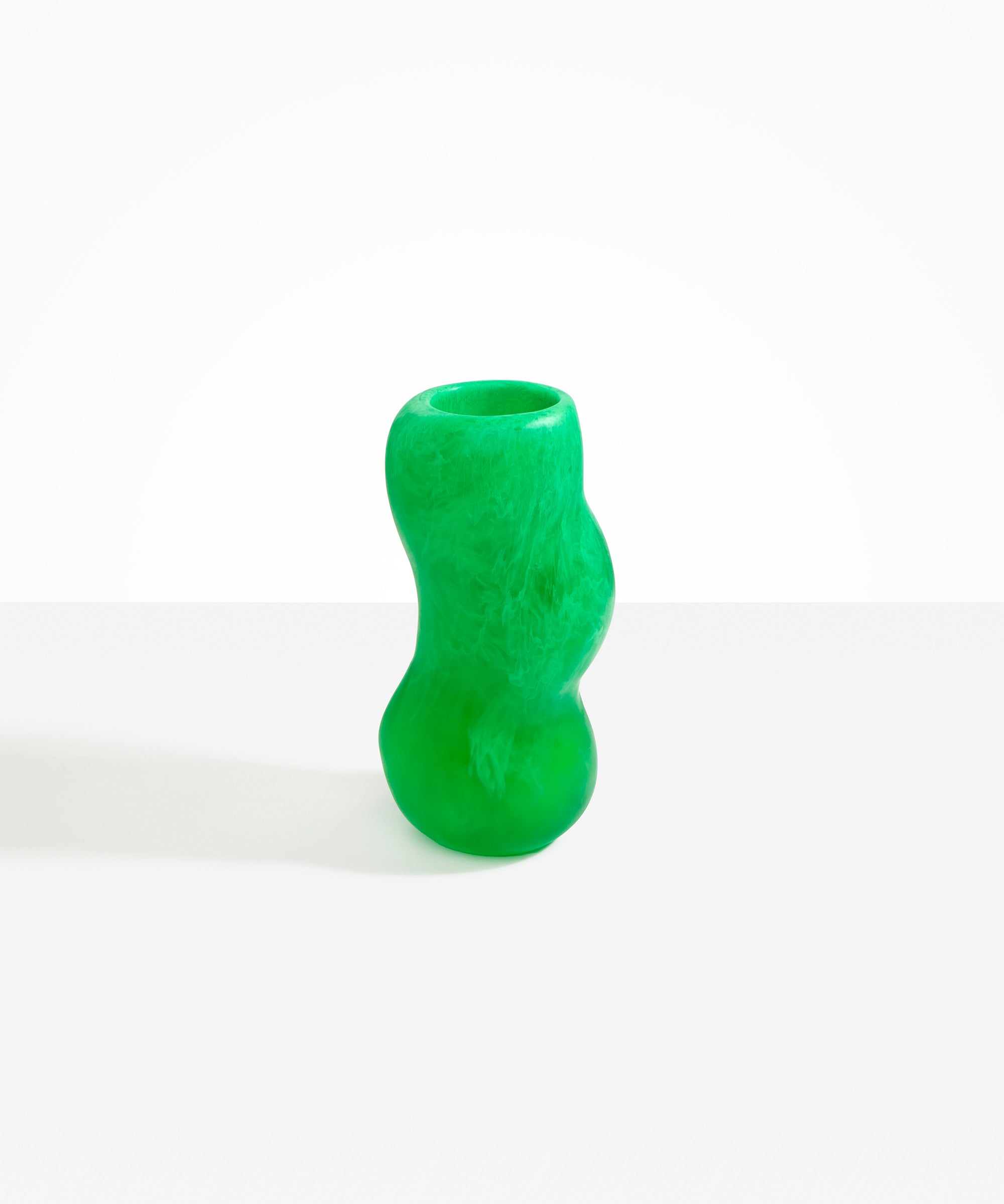 Dinosaur Designs Medium Valley Vase Vases in Leaf Colour resin