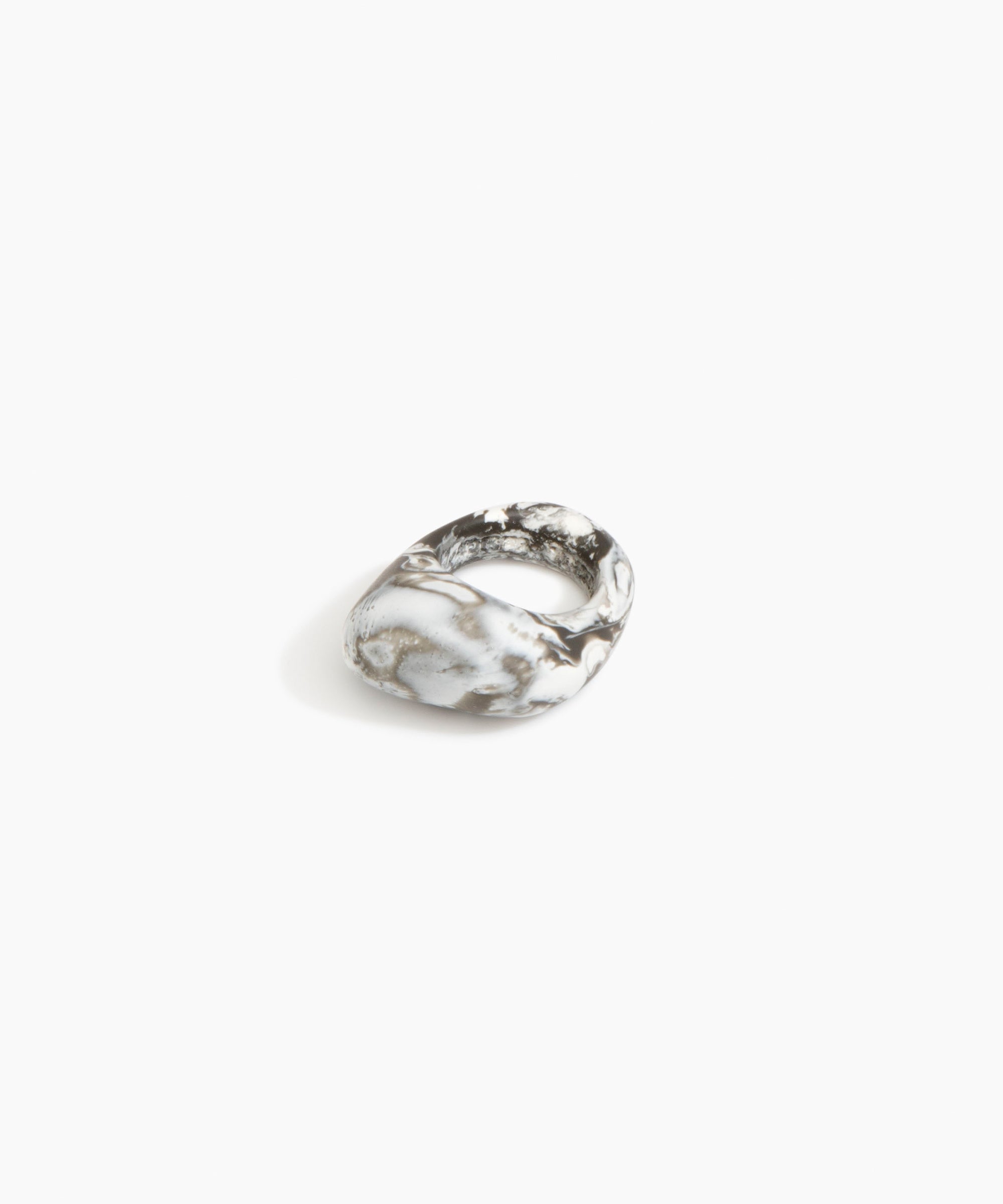 Dinosaur Designs Pebble Ring in Granite Colour resin with Regular Fit.