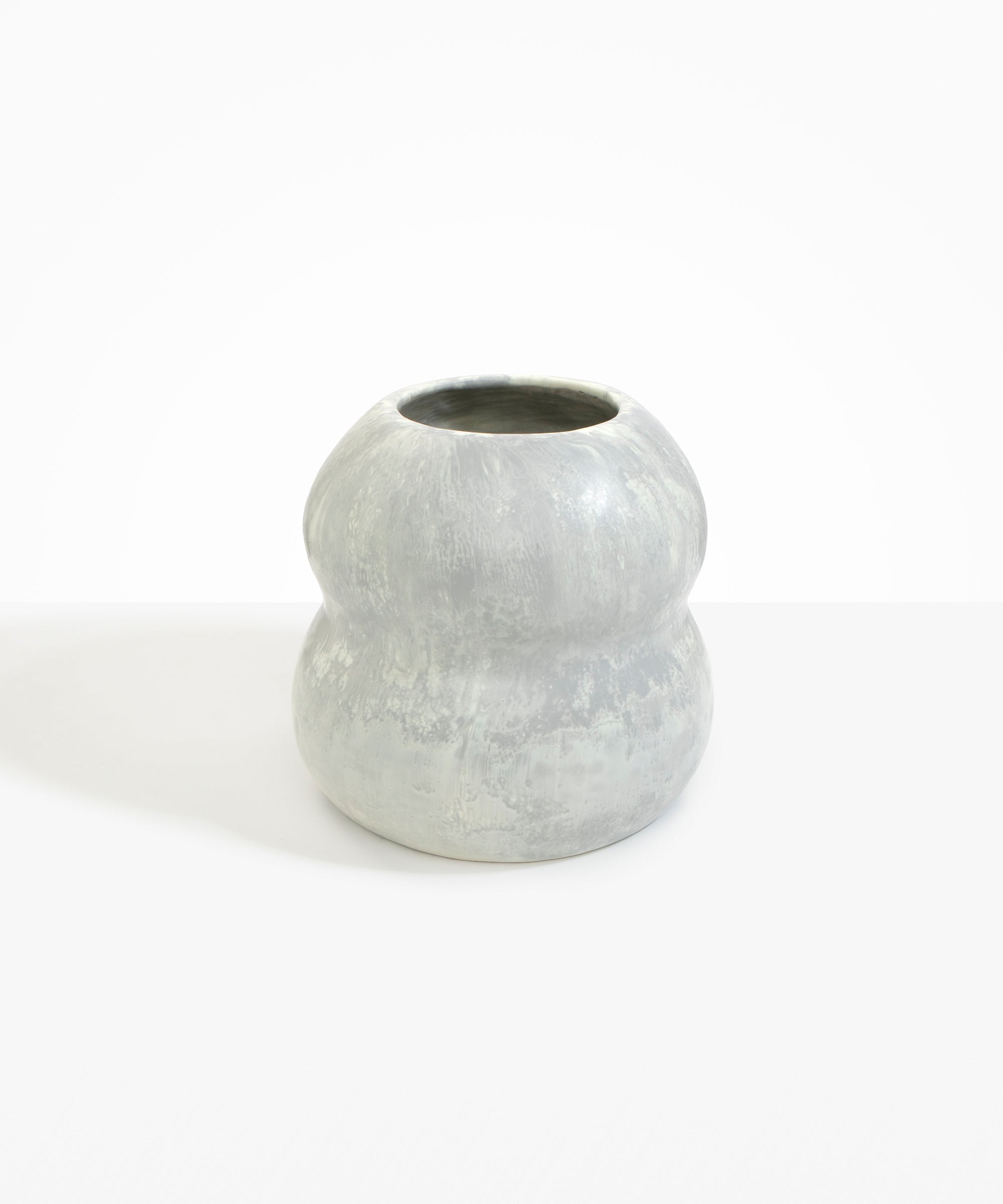 Dinosaur Designs VASBEEHLGE Large Beehive Vase CLOUD