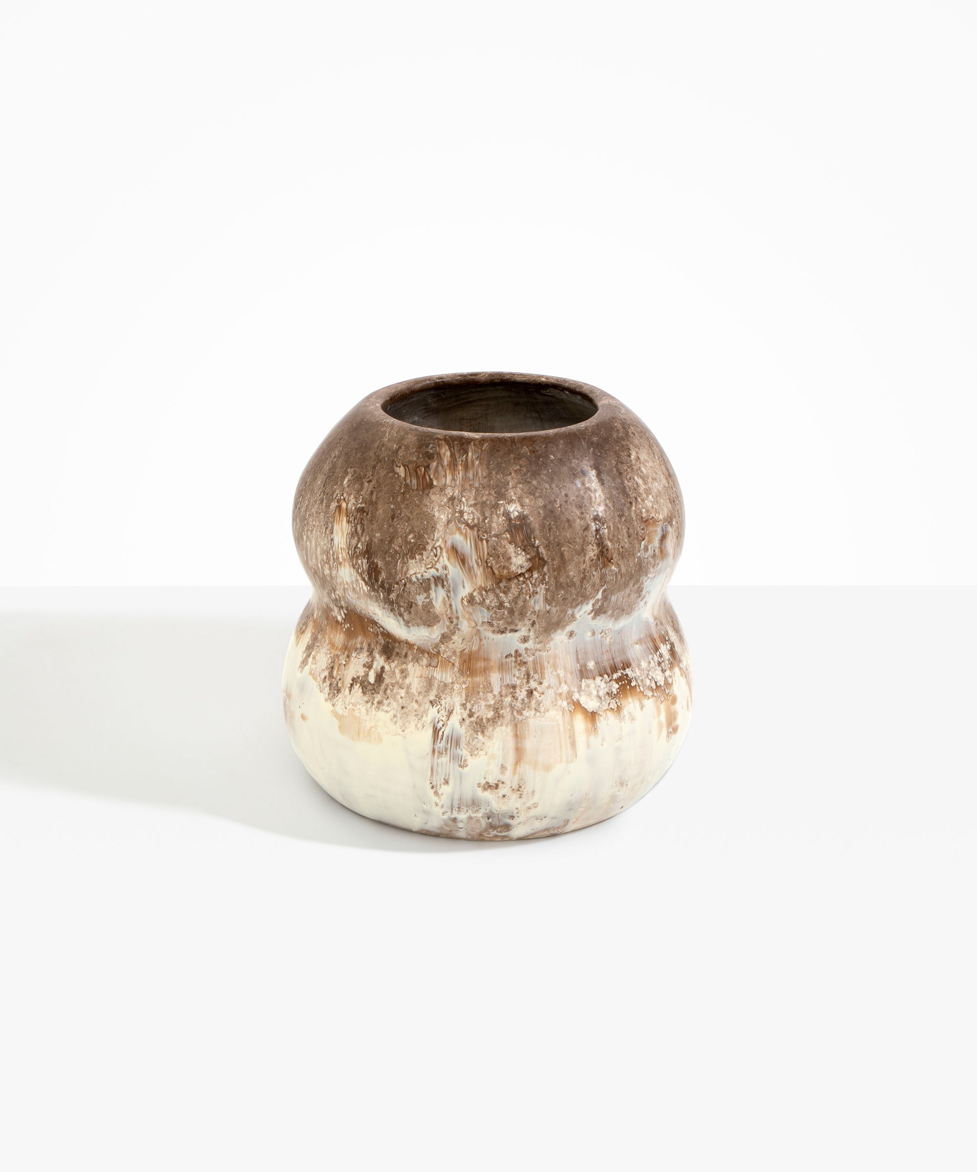Dinosaur Designs VASBEEHLGE large beehive vase CAPPUCCINO ...