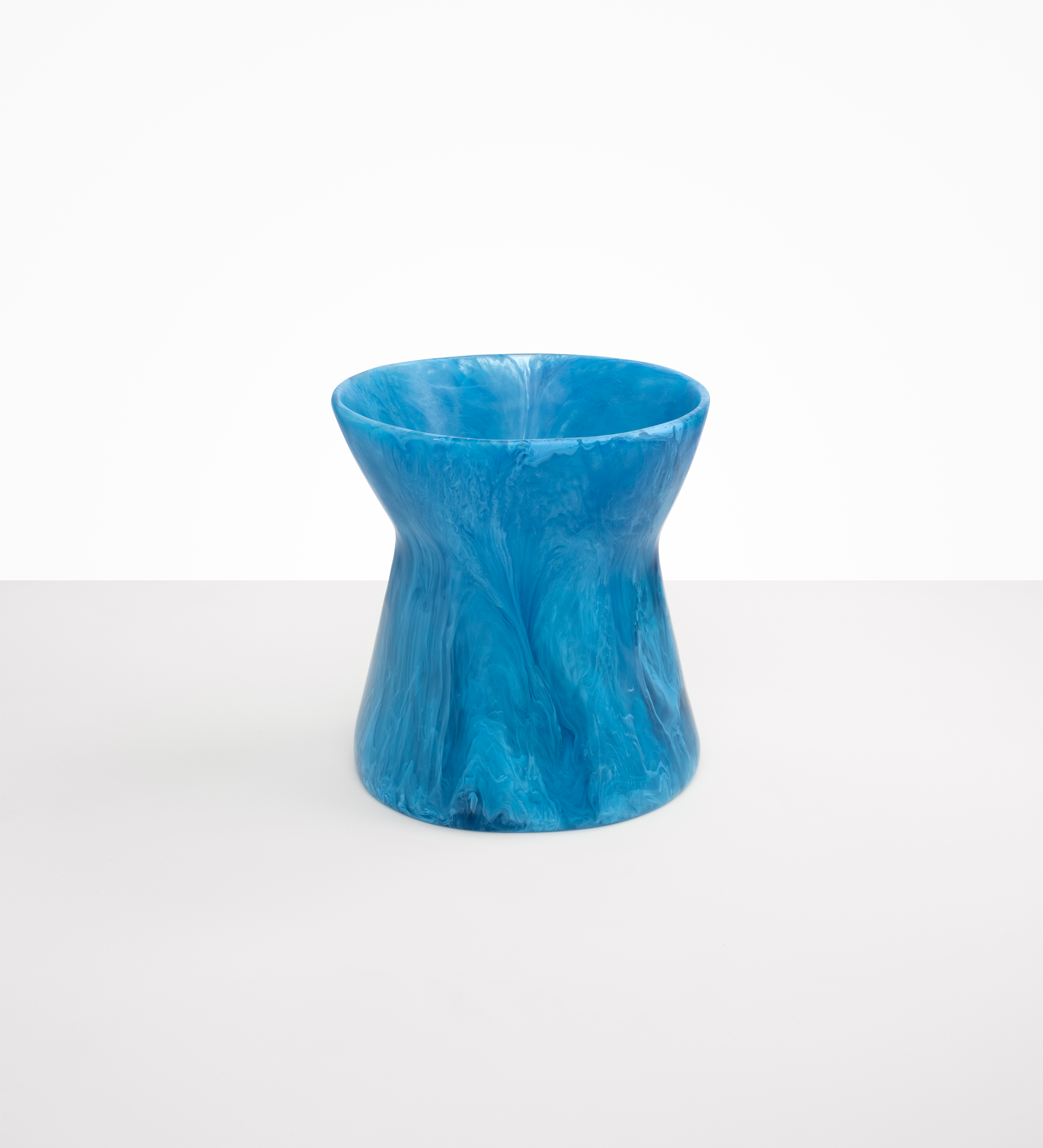Dinosaur Designs Large Bow Vase Vases in Sky Colour resin