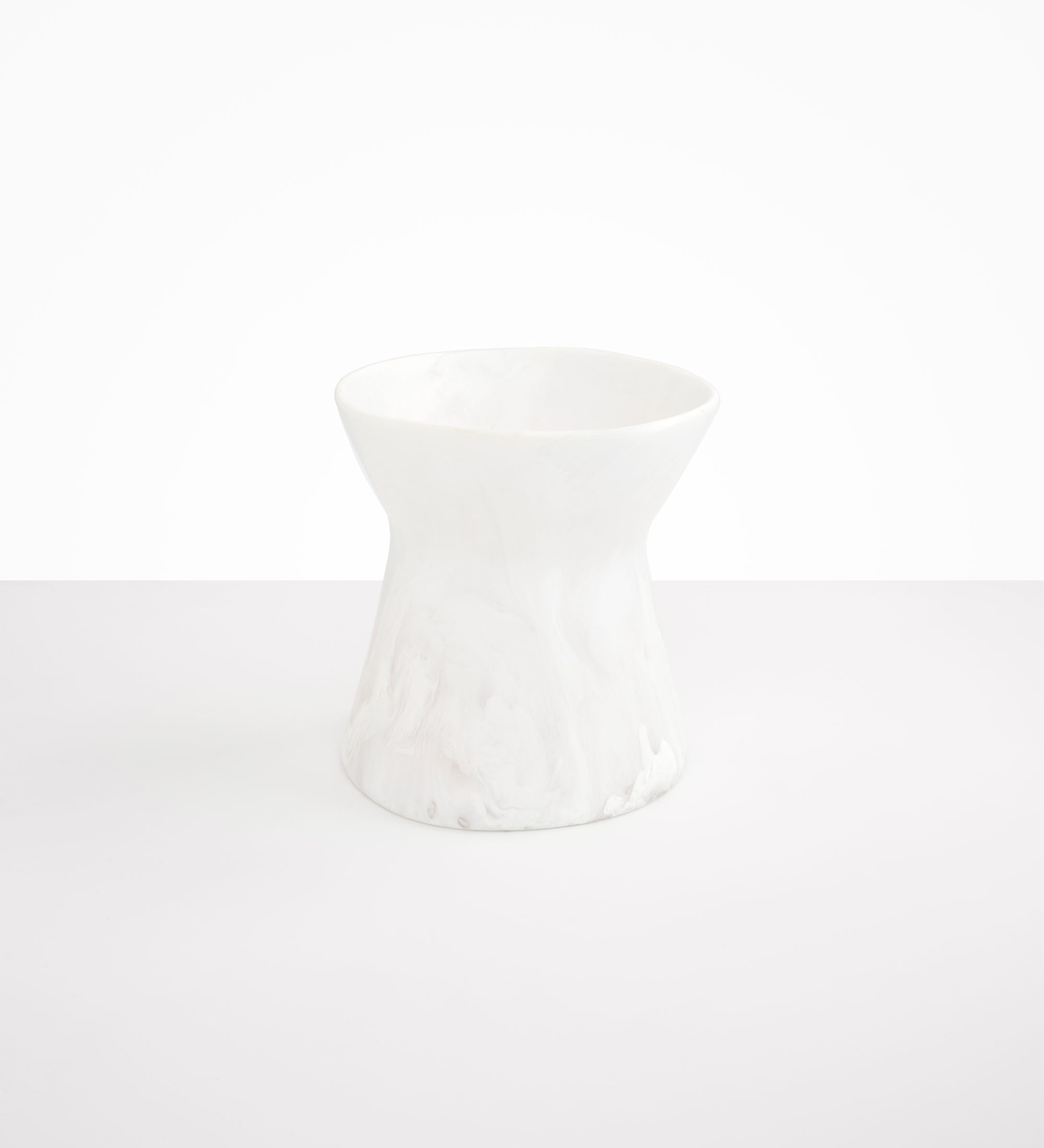Dinosaur Designs Large Bow Vase Vases in Snow Swirl Colour resin