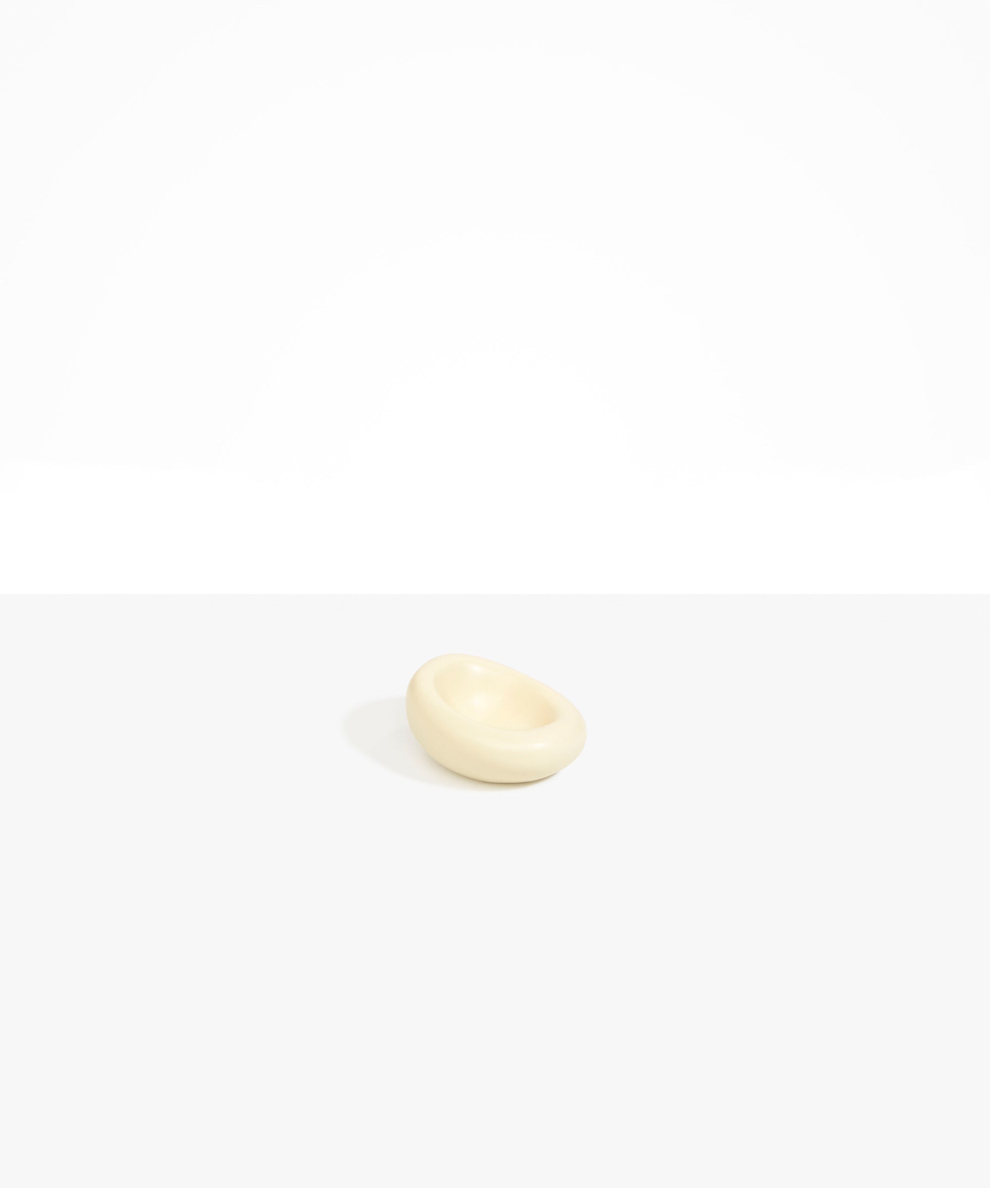 Dinosaur Designs DSHPLNDRFS small drift dish CREAM