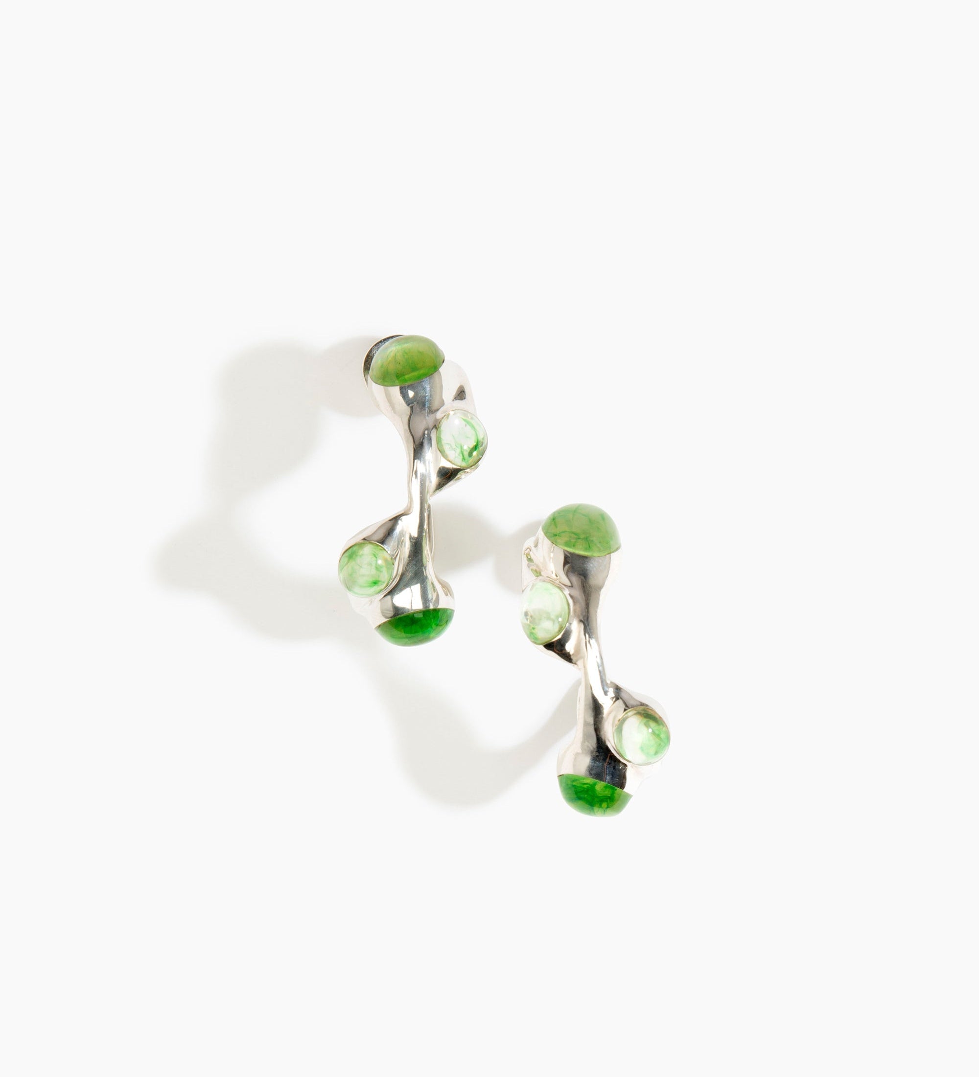 Dinosaur Designs Watercolour silver-plated brass hoop earrings with Grass green coloured glass beads.