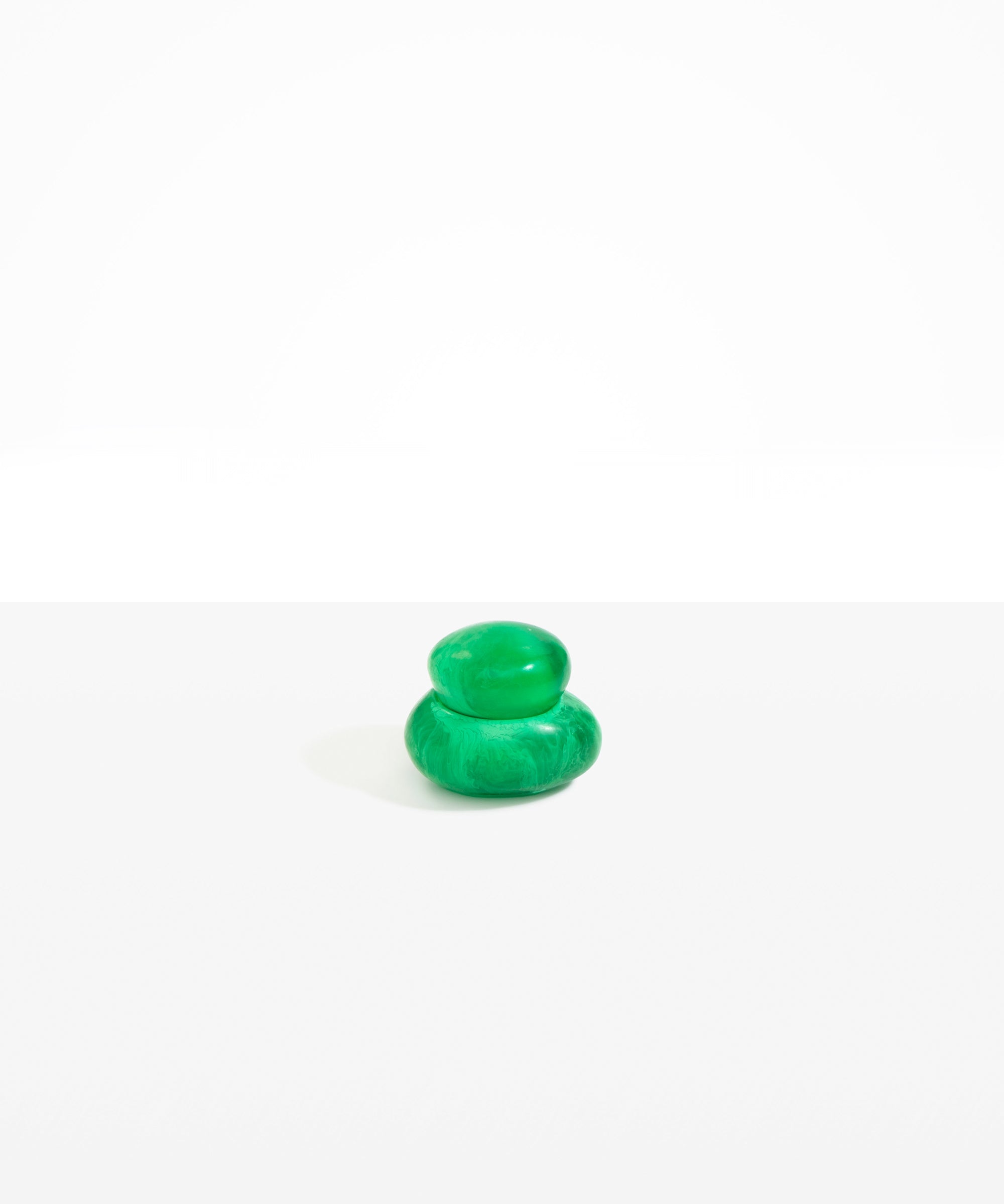 Dinosaur Designs Medium Pebble Jar in Leaf Colour resin..