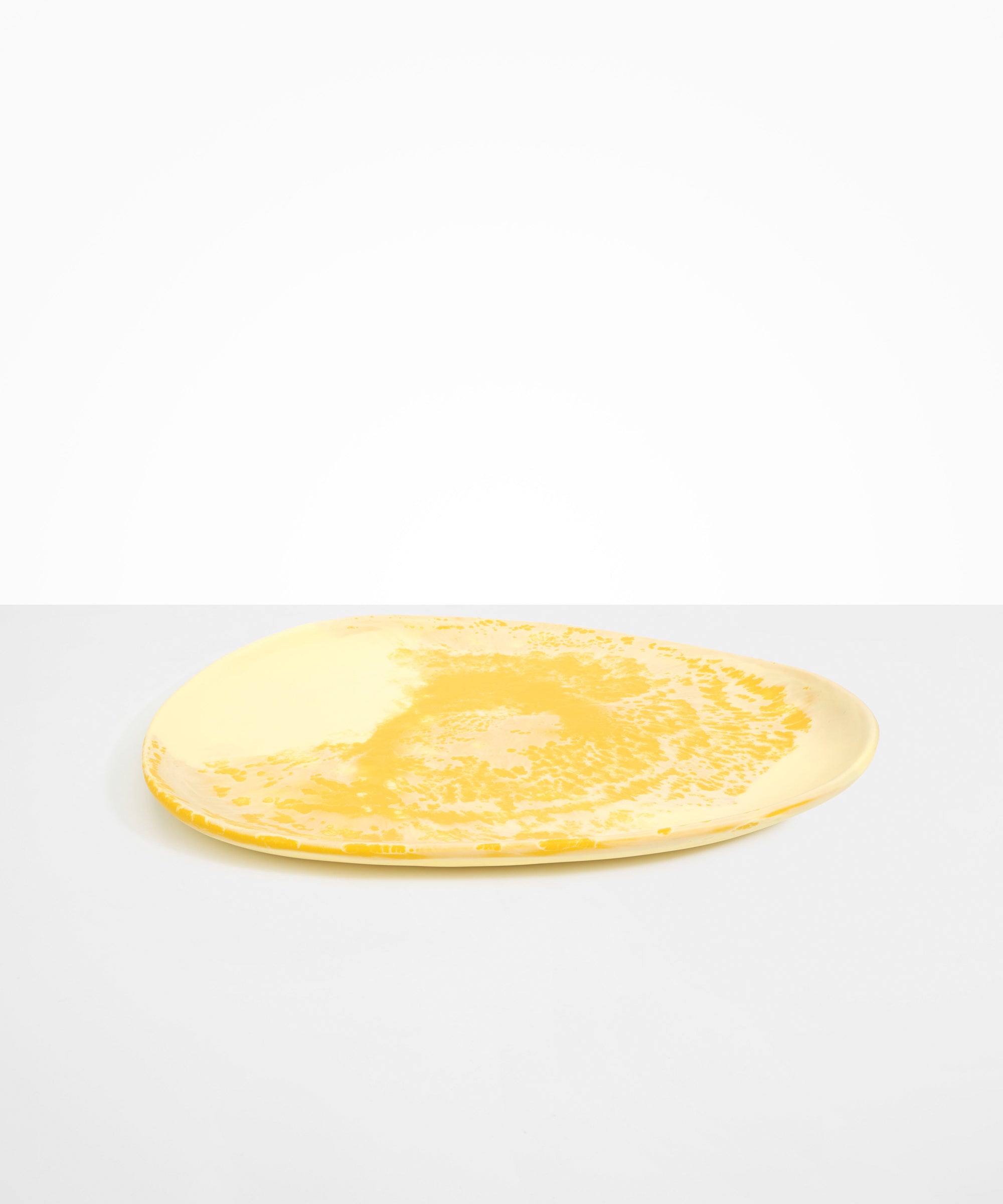 Dinosaur Designs Large Pebble Platter Serving Platters in Daisy Colour resin