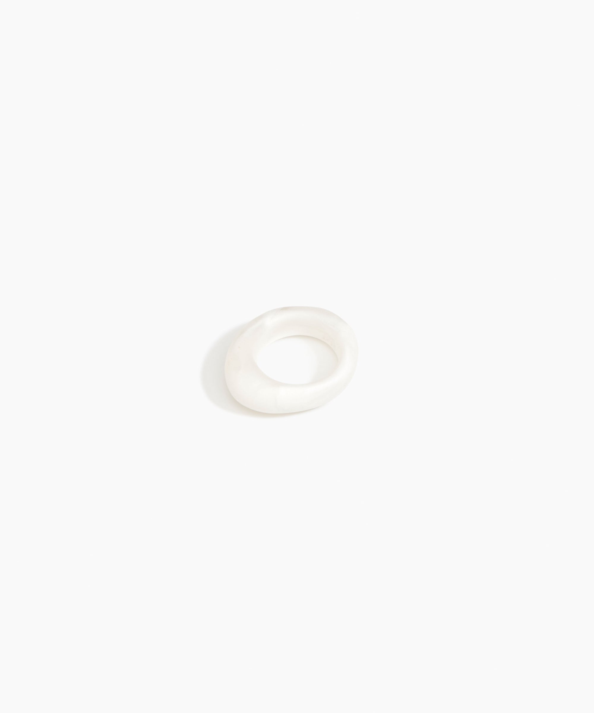 Dinosaur Designs RGERTSLA SLATE ring SNOW SWIRL.
