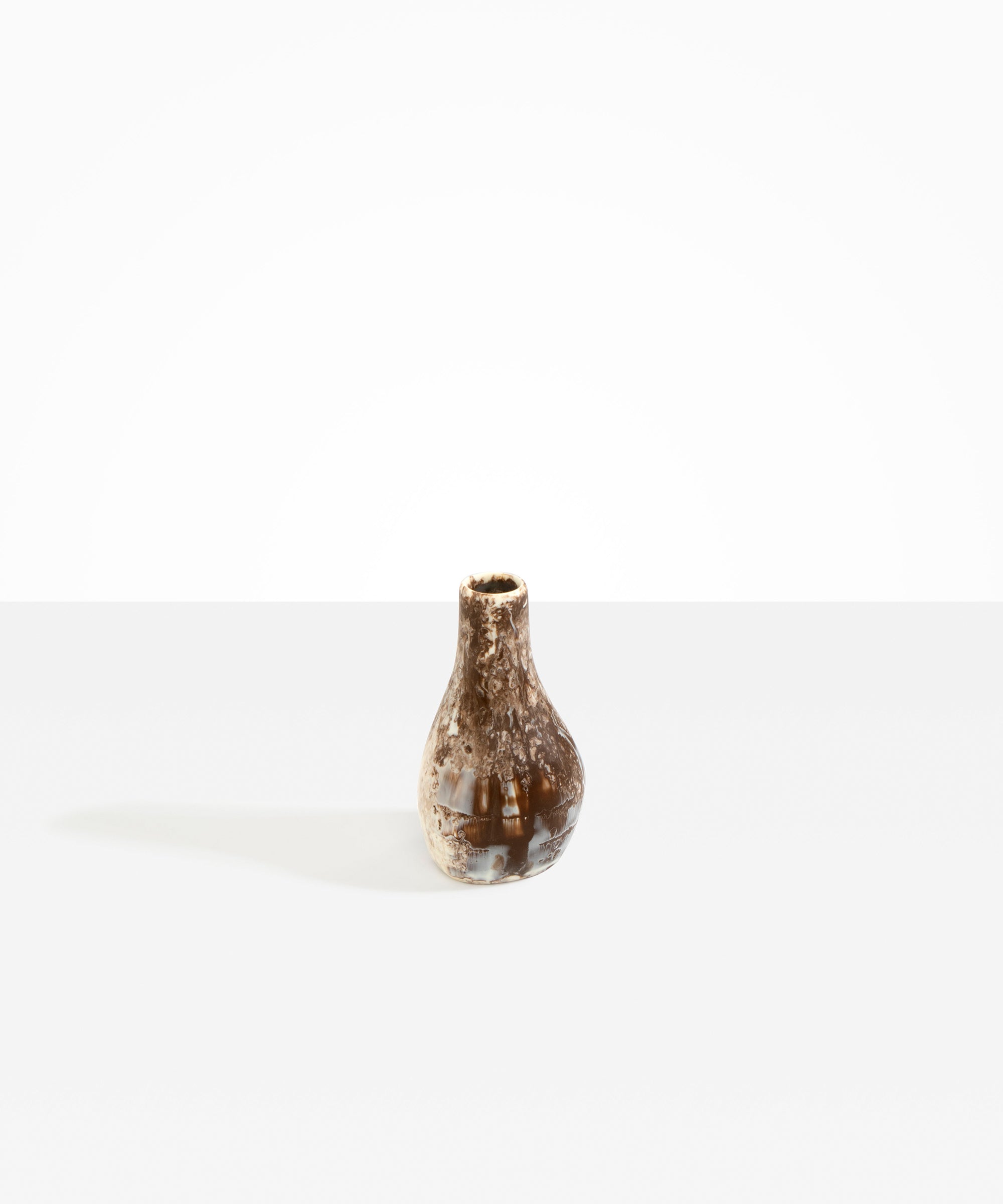 Dinosaur Designs Medium Liquid Vase Vases in Cappuccino Colour resin