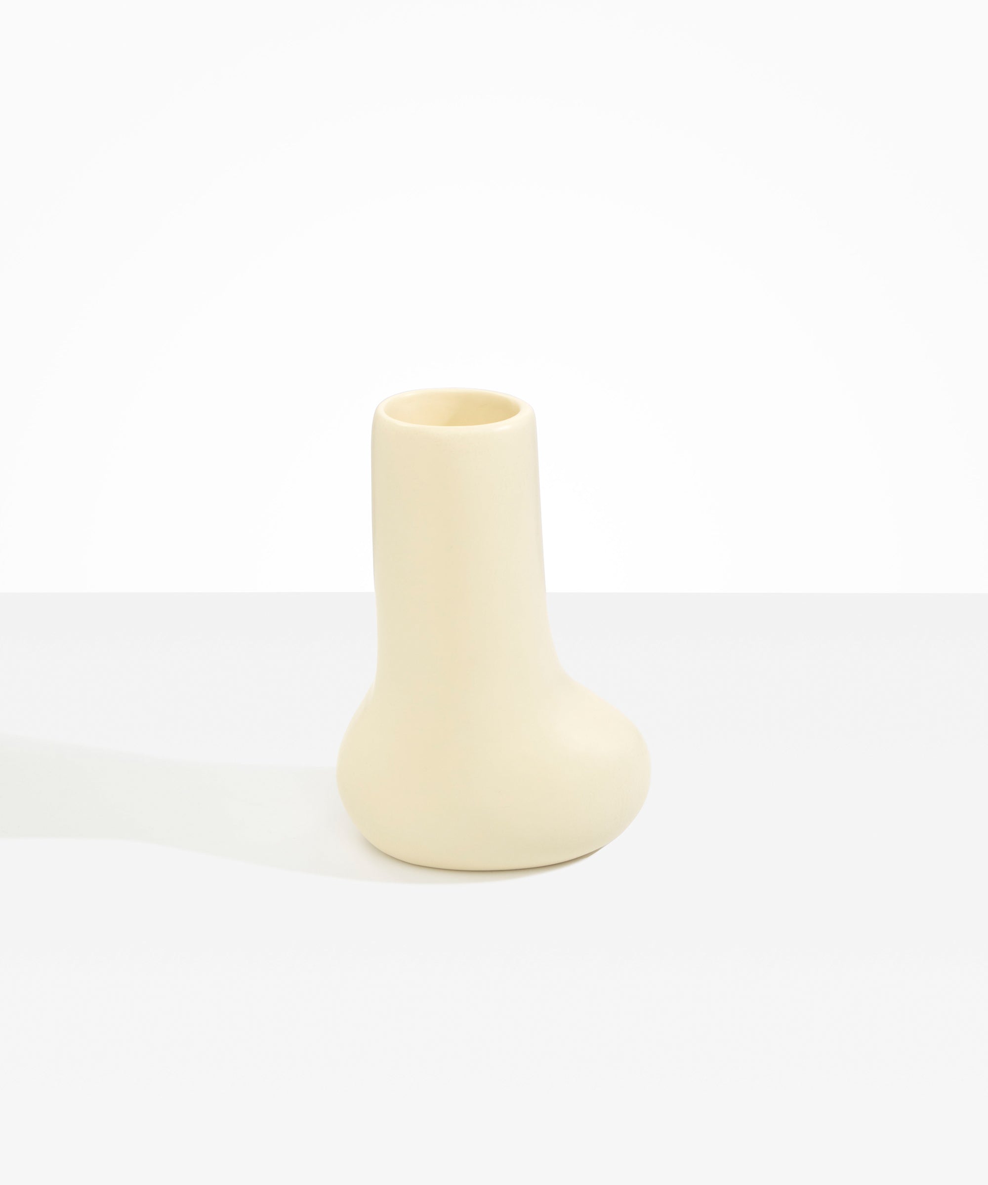 Dinosaur Designs Medium Stem Vase in Cream Colour resin