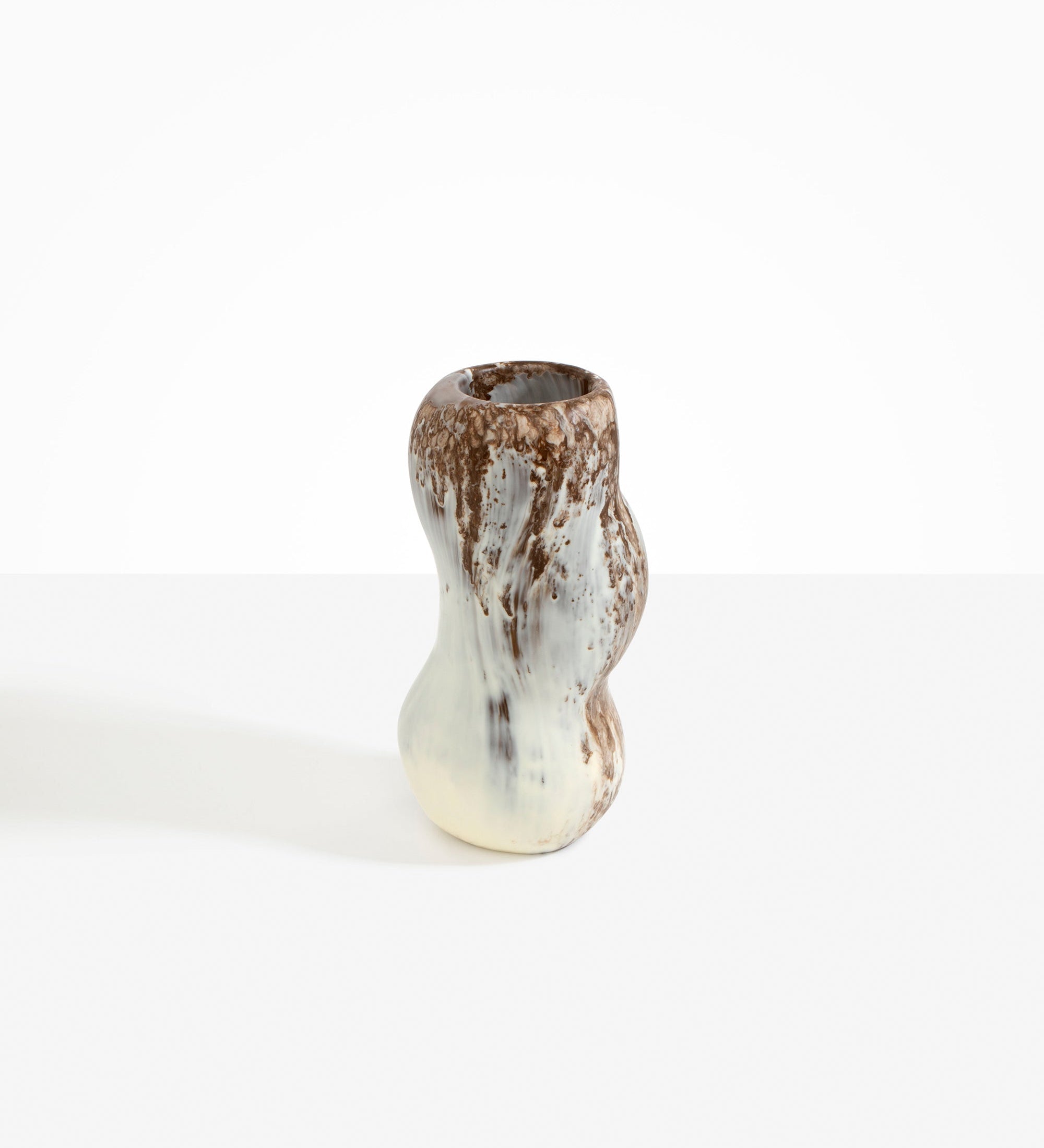 Dinosaur Designs Medium Valley Vase Vases in Cappuccino Colour resin