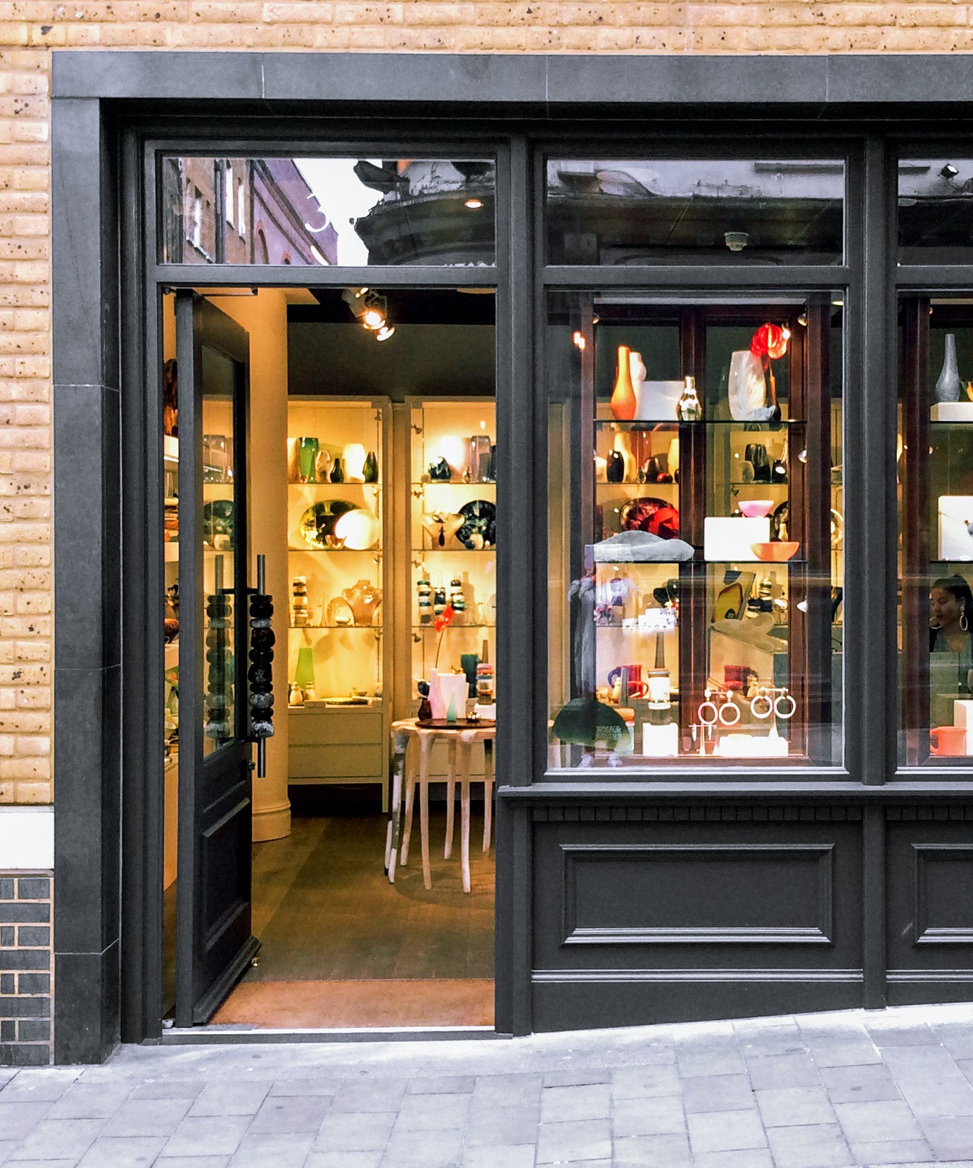 DINOSAUR-DESIGNS-LONDON-STORE